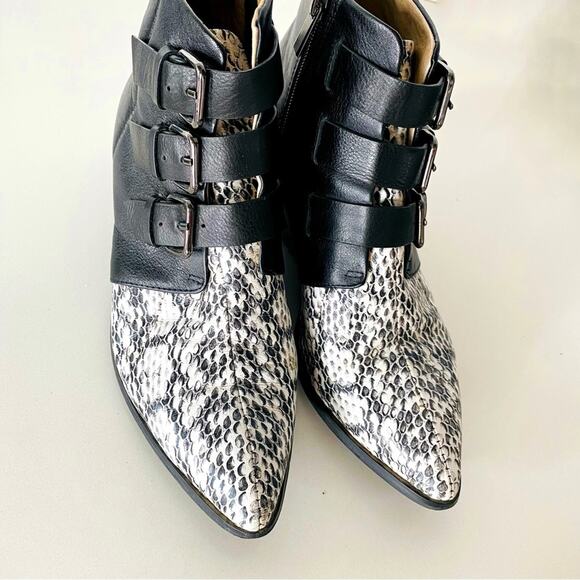 RAYE REVOLVE Black White Two Tone Snakeskin Toe Buckle Ankle Boots Booties 38 - Picture 9 of 15